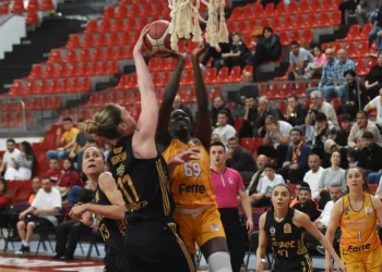 Fenerbahçe Opet yarı finalde!