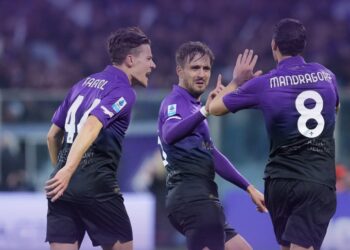Fiorentina evinde Juventus’u 3 golle devirdi!