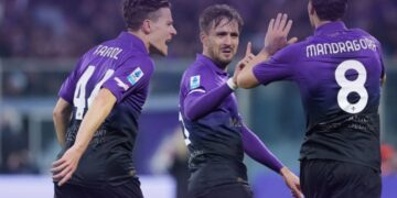 Fiorentina evinde Juventus’u 3 golle devirdi!