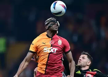 Galatasaray evinde Antalyaspor’u 4 golle devirdi!