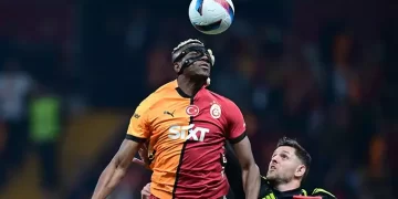 Galatasaray evinde Antalyaspor’u 4 golle devirdi!