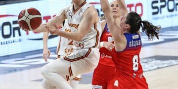 Galatasaray, BOTAŞ’ı son periyotta devirdi!