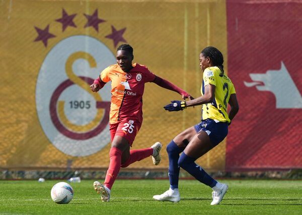 Galatasaray ile Fenerbahçe puanları paylaştı! galatasaray ile Fenerbahce puanlari paylasti habermeydan e1741533856461