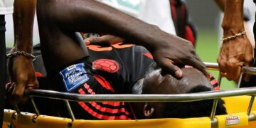 Galatasaraylı Davinson Sanchez kadrodan çıkarıldı!