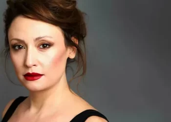 Yalı Çapkını’nda İfakat karakterine hayat veren Gülçin Santırcıoğlu, Mansur Yavaş’a destek vererek, “Paçavraya paçavra denir” 