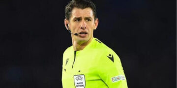 Halil Umut Meler, sakatlanıp maçı yarıda bıraktı!