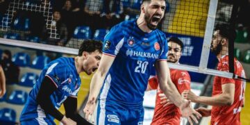Halkbank Kupa Voley’de finale yükseldi!