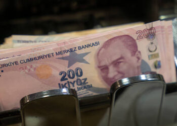 Bakan Bolat’tan ihracatçılara destek açıklaması