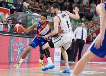 Karşıyaka 83-94 Büyükçekmece Basketbol