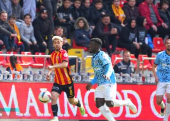 Kayserispor, Başakşehir’i 3 golle geçti!