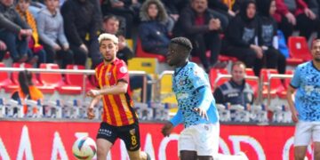 Kayserispor, Başakşehir’i 3 golle geçti!