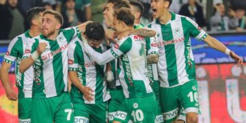 Konyaspor 9 kişiyle Beşiktaş’ı devirdi!