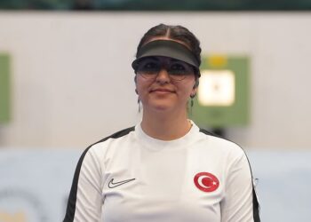 Milli atıcı Şevval İlayda Tarhan Avrupa şampiyonu!
