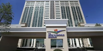 Bakanlık duyurdu! 210 milli emlak uzman yardımcısı alınacak