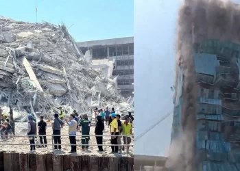 Myanmar'da 7.7 şiddetinde deprem: Gökdelenler çöktü, yollar yarıldı, ordu OHAL ilan etti Myanmar’da 7.7 şiddetinde deprem: Gökdelenler çöktü, yollar yarıldı, ordu OHAL ilan etti