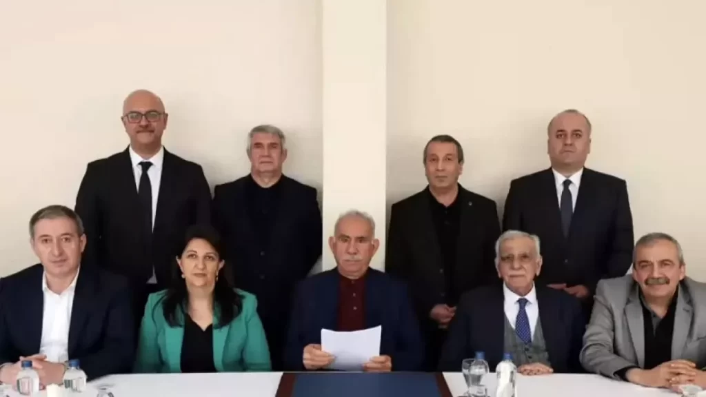 PKK, Öcalan'ın çağrısının ardından ateşkes ilan ettiğini açıkladı ocalanin cagrisi habermeydan