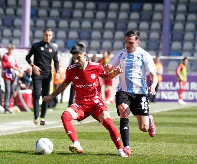 Pendikspor, Erzurumspor'u deplasmanda 4 golle geçti! pendikspor erzurumspor u deplasmanda 4 golle gecti habermeydan e1741280620498