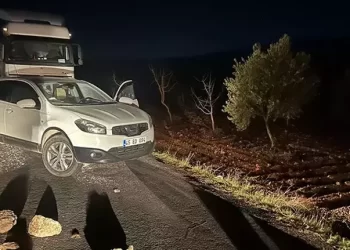 Şanlıurfa’da belediye meclis üyesinin aracına silahlı saldırı düzenlendi