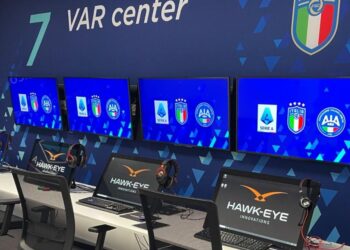 Serie A’da VAR pozisyonları stat ekranına yansıtılacak!