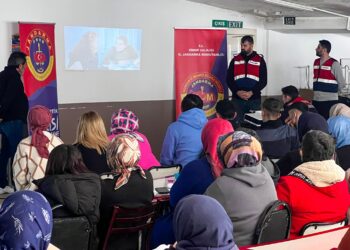 Sinop’ta, annelere uyuşturucu konusunda bilgilendirme eğitimi!