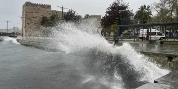 Sinop’ta yarın için fırtına uyarısı!