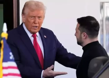 Trump’tan Zelenskiy’e büyük darbe! Beyaz Saray, Ukrayna ile ilgili kritik kararı açıkladı