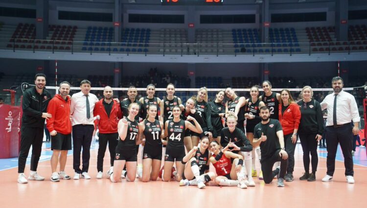 Türk Hava Yolları, İzmir'de kazandı! turk hava yollari izmir de kazandi habermeydan e1740937713980