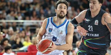 Türk Telekom 85-75 Aliağa Petkimspor