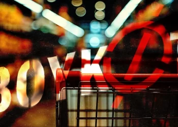 Türkiye’de ekonomik güçle protesto: Öğrencilerin öncülüğünde genel boykot