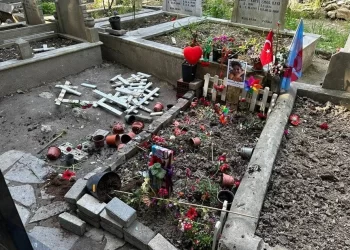 Mattia Ahmet Minguzzi’nin mezarına çirkin saldırı!