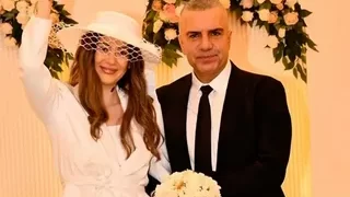 Berdan Mardini kendisinden yaşça küçük sevgilisi Dilara Talay ile evlendi