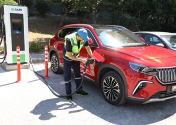 Bakan Yerlikaya: Elektrikli araç şarj istasyon sayısını 11 bin 37’ye yükseldi