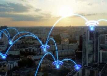 Bakan Uraloğlu: Günlük internette geçirilen süre 7 saat 13 dakika