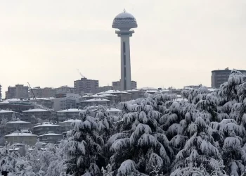 Başkentte kar etkisini gösterdi
