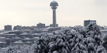 Başkentte kar etkisini gösterdi