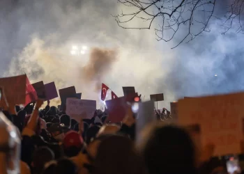 Gazeteciler ve öğrenciler duruşmada: Dosyalar ayrıldı, duruşmalar ertelendi