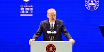 Erdoğan, Türkiye’deki göçmen sayısını duyurdu