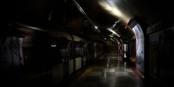 Avrupa’yı karanlığa gömen kriz: 5 saniyede çöken sistem, OHAL ve komplo teorileri