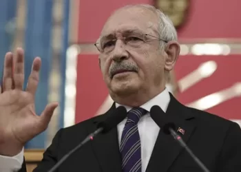 Kemal Kılıçdaroğlu Kurultayda Aday Olacak Mı?