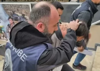 Bakan Yerlikaya duyurdu! Mattia Ahmet Minguzzi’nin ailesini tehdit eden şahıslar yakalandı