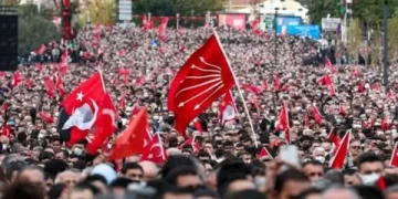 Şişli’de binlerce vatandaş ‘Millet İradesine Sahip Çıkıyor’ mitinginde bir araya geldi