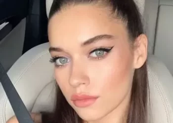 Okan Buruk ve Afra Saraçoğlu yemekte! Aşk dedikodusu hızla yayıldı