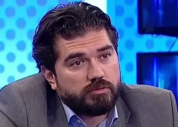 Rasim Ozan Kütahyalı hakkında gözaltı kararı!