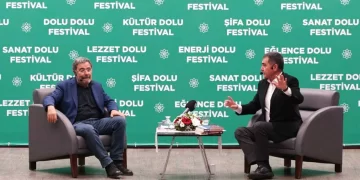 Ahmet Ümit 3. Niobe Edebiyat ve Sanat Söyleşileri’nin konuğu oldu