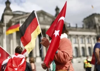 Almanya 13 bin Türk’ü sınır dışı ediyor