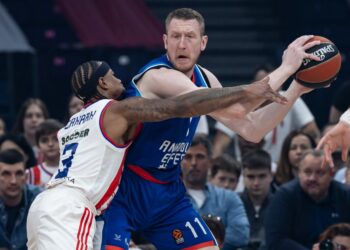 Anadolu Efes, Kızılyıldız’ı uzatmada devirdi!