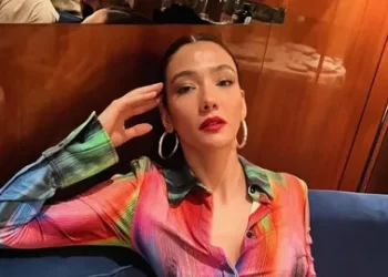 TRT Boykot Sebebiyle Teşkilat Kadrosundan Çıkardığı Aybüke Pusat’ın Yerine Gönül Dağı Oyuncusuna Teklif verdi!