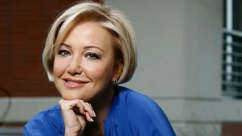 Berna Laçin'den boykot çağrısı; Bakanlar kuyruğa giremezler berna lacin boykot habermeydan