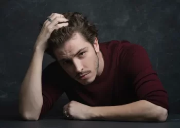 Aybüke Pusat'ın ardından TRT'de flaş gelişme! Boran Kuzum da yeni projesinden çıkarıldı Aybüke Pusat’ın ardından TRT’de flaş gelişme! Boran Kuzum da yeni projesinden çıkarıldı