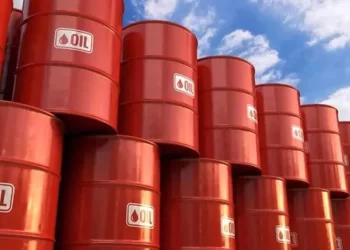 Brent petrolün fiyatı 4 yılın en düşük seviyesinde